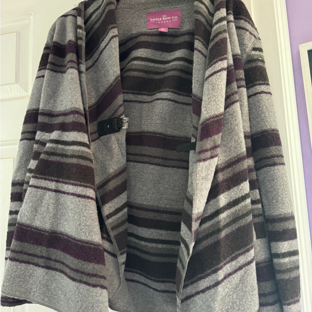Women’s sweater jacket